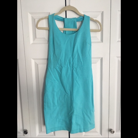 Cross back dress - Picture 4 of 5